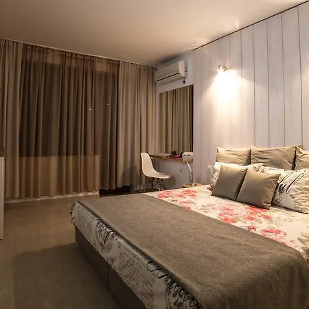 The Poolhouse Διαμέρισμα *