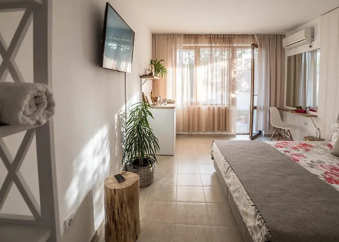 The Poolhouse Apartmán