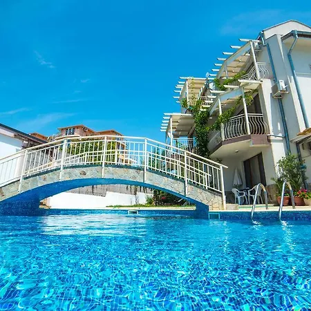 The Poolhouse 公寓