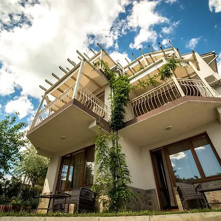 Apartmán The Poolhouse Sluneční pobřeží