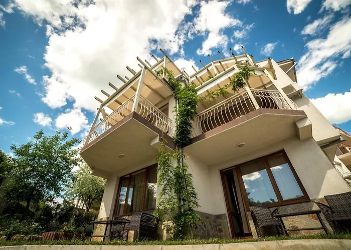 Apartmán The Poolhouse Sluneční pobřeží