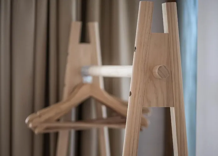 アパート The Poolhouse